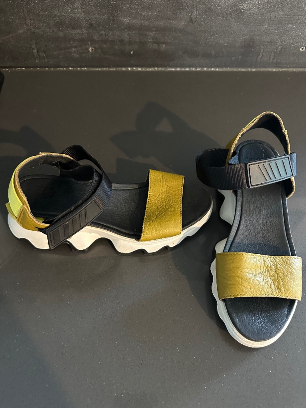 Sorel Kinetic Impact Wedge Women's Sandal Size 6